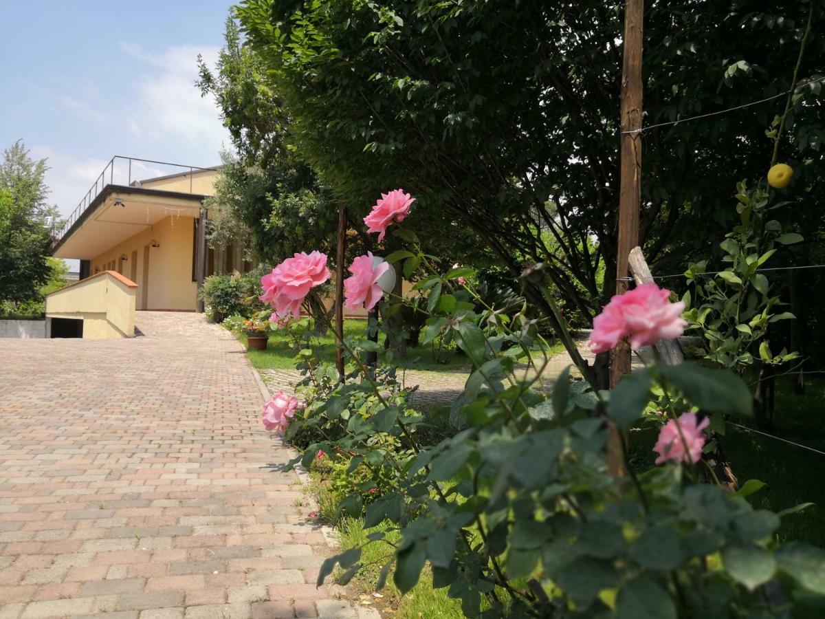 B&B D'Avino Pagani Bagian luar foto